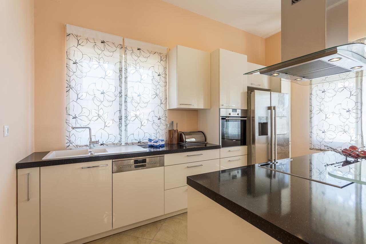 Apartmani Lukic Split Exteriör bild