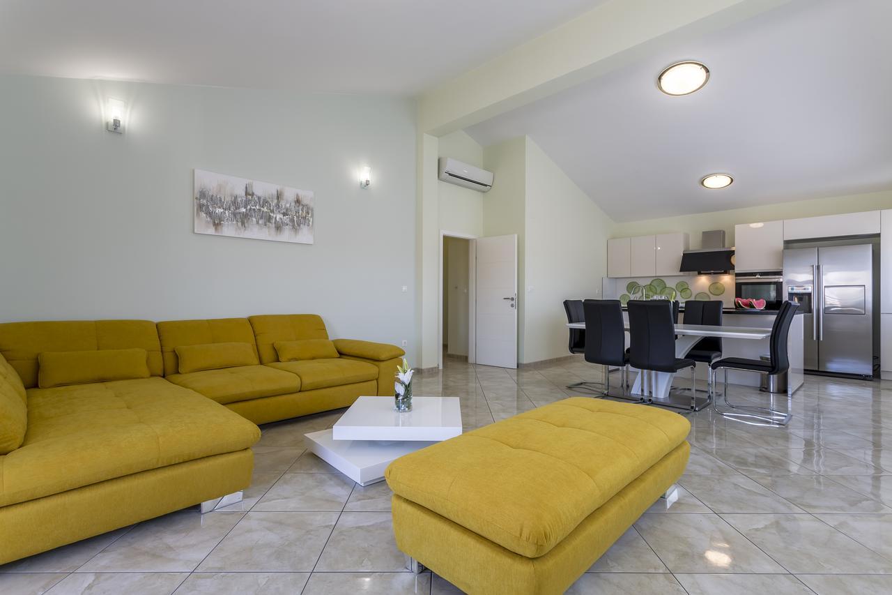 Apartmani Lukic Split Exteriör bild
