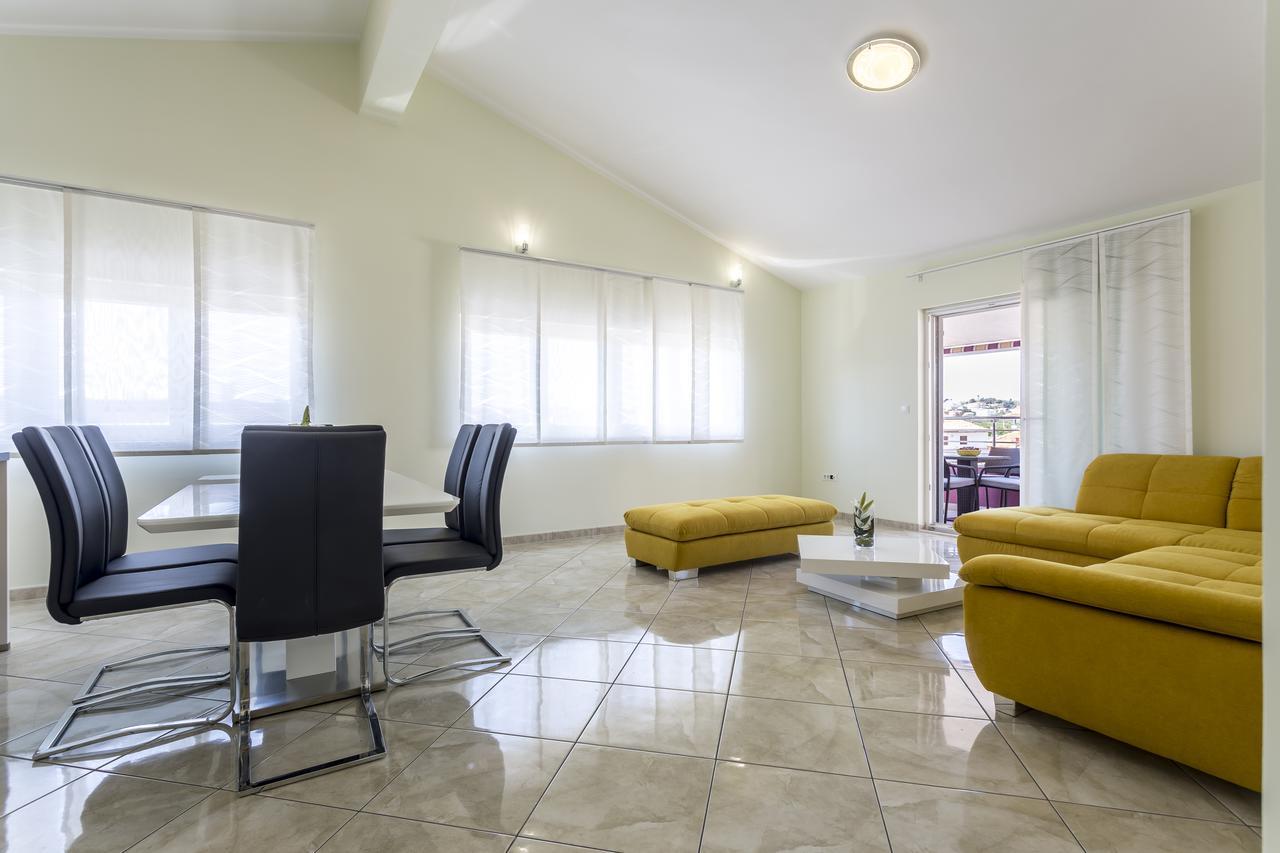 Apartmani Lukic Split Exteriör bild