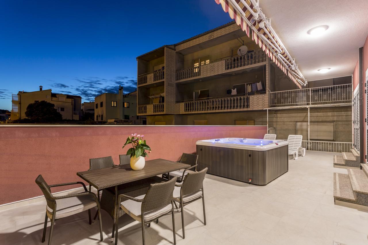 Apartmani Lukic Split Exteriör bild